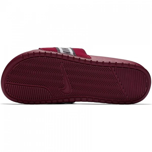 CHANCLAS NIKE BENASSI RED