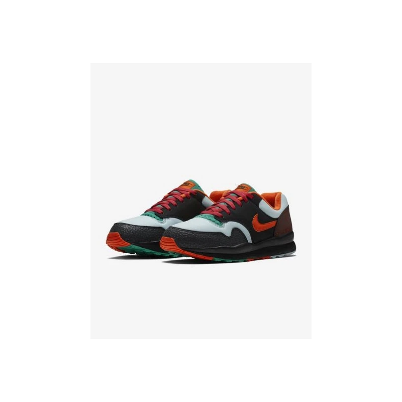 Nike Air Safari Supreme Tech サファリ シュプリーム テック1 Nike-Air-Safari-Supreme-Tech-