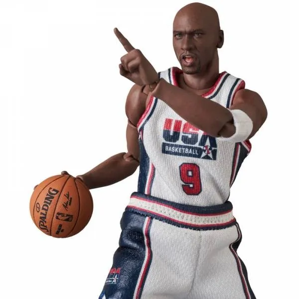 FIGURA MICHAEL JORDAN USA BASKETBALL MEDICOM TOY