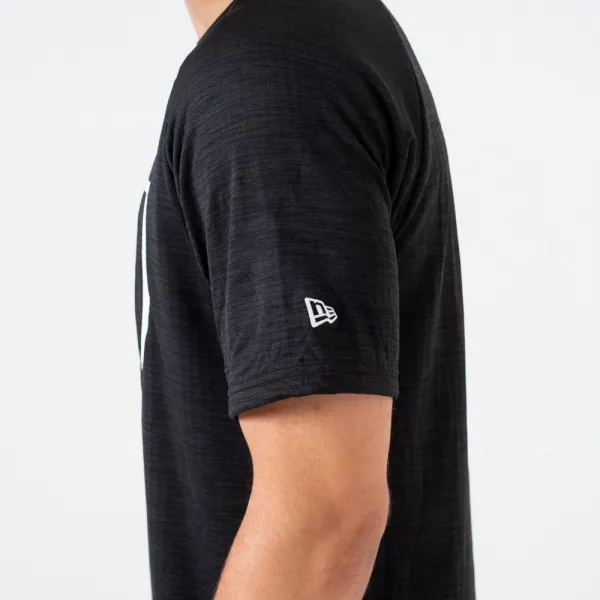 CAMISETA NEW ERA OAKLAND RAIDERS NFL ENGINEERED RAGLAN - NEGRA