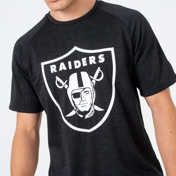 CAMISETA NEW ERA OAKLAND RAIDERS NFL ENGINEERED RAGLAN - NEGRA