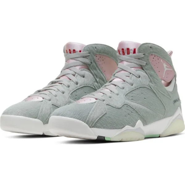 NIKE AIR JORDAN VII RETRO SE "BUNNY"