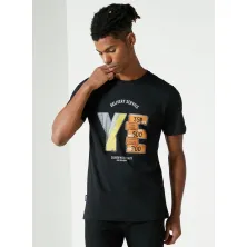 CAMISETA CAYLER AND SONS YIB-DELIVERY, NEGRA