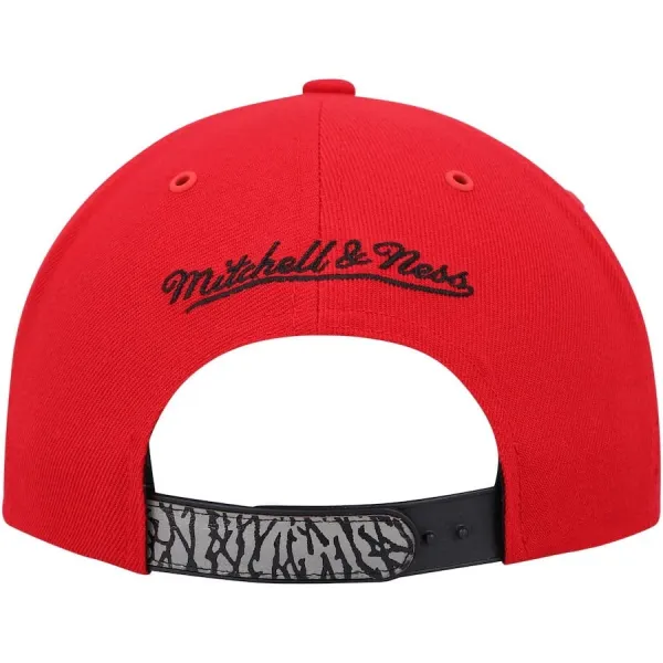 GORRA CHICAGO BULLS NBA DAY 3 - MITCHELL AND NESS - ROJA