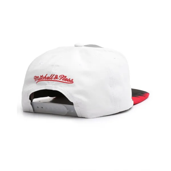 GORRA CHICAGO BULLS NBA DAY 5 - MITCHELL AND NESS GREY WHITE
