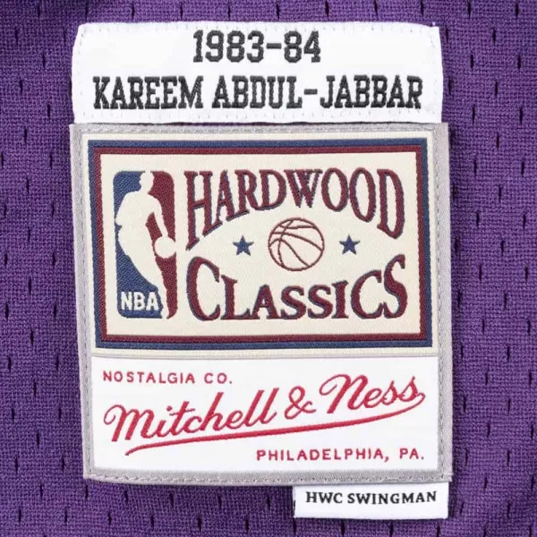 CAMISETA KAREEM ABDUL-JABBAR LAKERS - SWINGMAN 1983 - MORADA