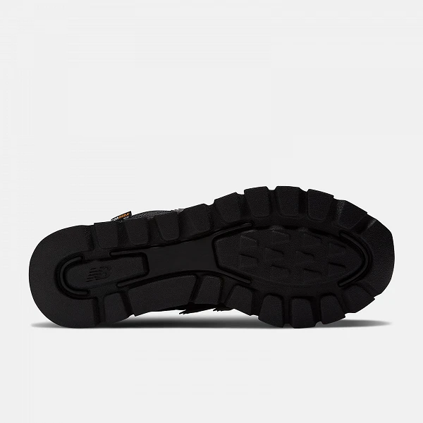 Zapatillas New Balance ML574DK2 Rugged Pack Black detalle suela