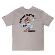 Camiseta New Era Character Graphic manga corta Oversized en Beige