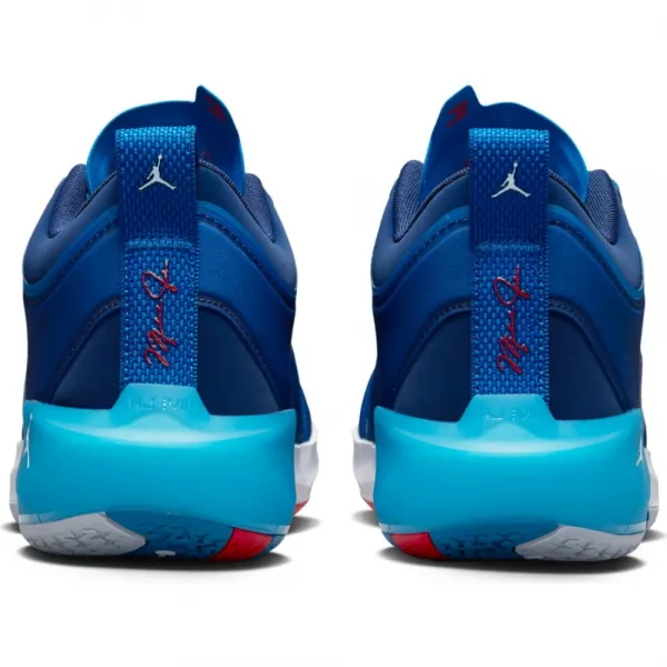 Zapatillas Air Jordan 37 Low Fraternity
