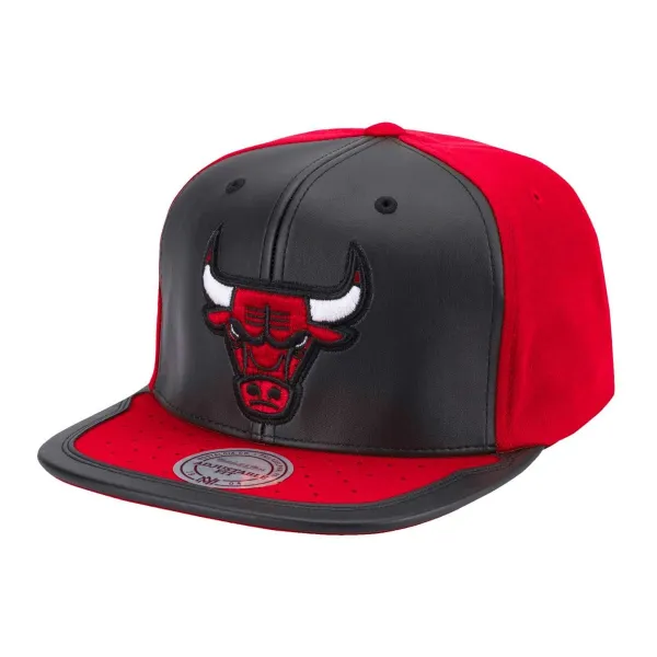 GORRA CHICAGO BULLS NBA DAY 1 - MITCHELL AND NESS BRED.