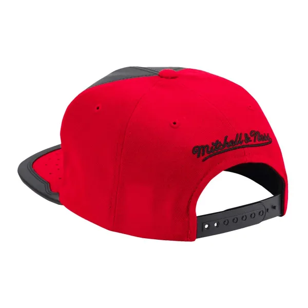 Gorra Chicago Bulls NBA Day 1 - Mitchell and Ness "Bred" *