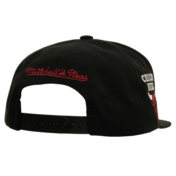 Gorra plana Chicago Bulls "Now you see me" - Mitchell and Ness negra
