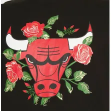 Camiseta Chicago Bulls "Floral Graphic" Oversized New Era en Negro