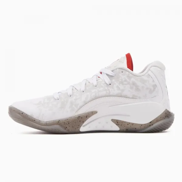 Zapatillas Air Jordan Zion 3 blancas