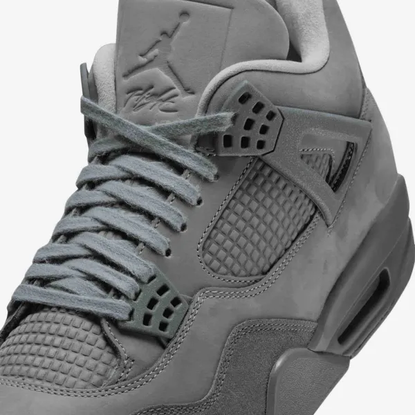 Zapatillas de Nike Air Jordan 4 Retro Paris Olympics detalles empeine