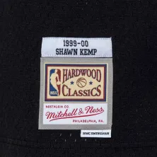 Camiseta Shawn Kemp Cleveland Cavaliers , Dark Jersey Swingman detalle