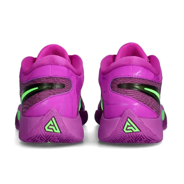 Zapatillas Nike Giannis Freak 6 Bold Berry trasera