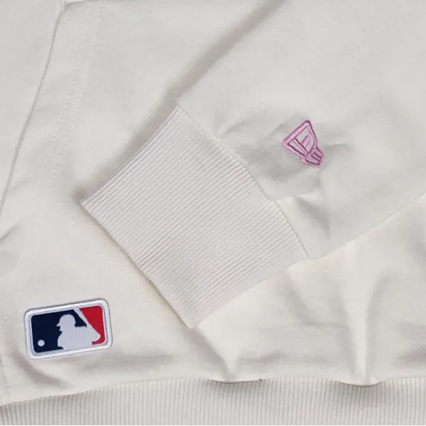 Sudadera New York Yankees MLB logo rosa detalle 3
