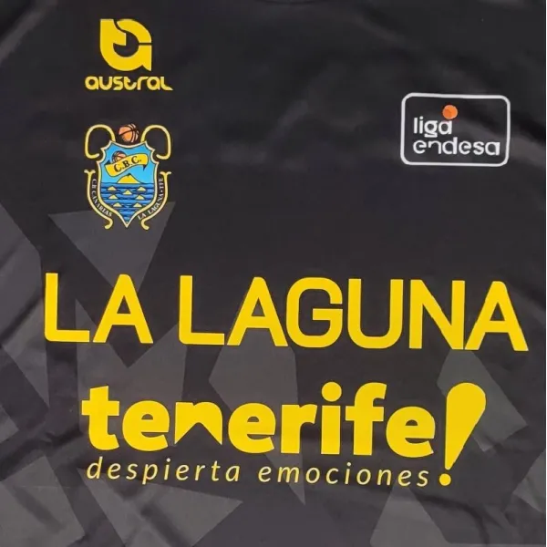 Camiseta calentamiento replica Marcelinho Huertas CBC La Laguna Tenerife ACB 2025 Negra, frente