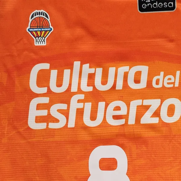 Camiseta baloncesto Jean Montero Valencia Basket Luanvi 2025 Fonteta detalle