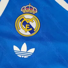 Camiseta Real Madrid Baloncesto Tercera azul 25 26 escudo