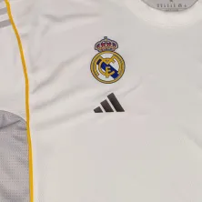 Cubre baloncesto Real Madrid baloncesto Adidas blanco detalle escudo