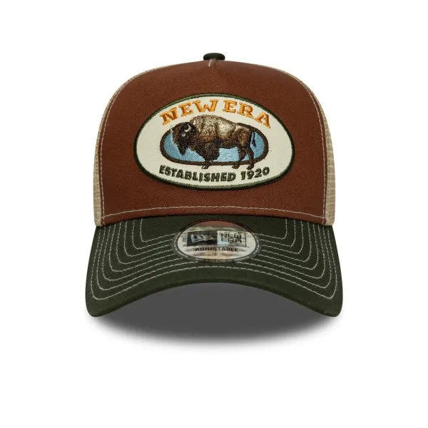 Gorra Animal Patch Brown trucker de New Era frontal