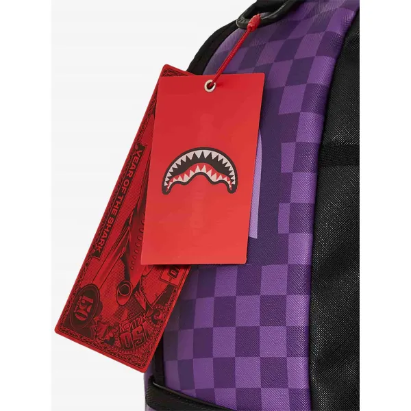 Sprayground Shark in Paris etiqueta