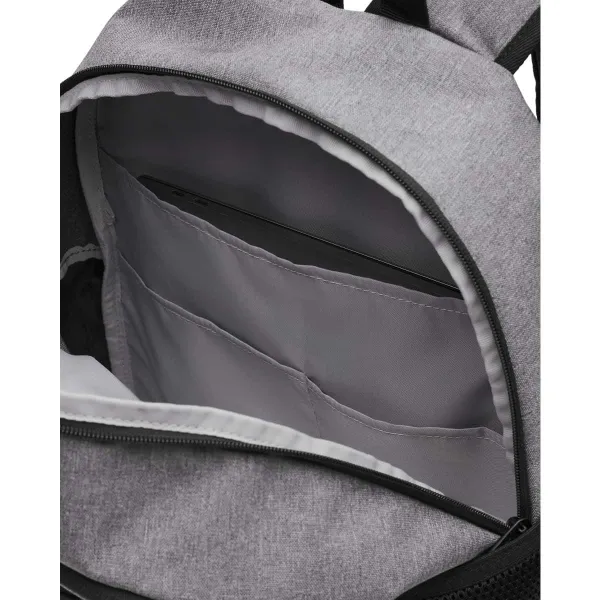 Mochila Under Armour Hustle Sport 6.0 en gris interior
