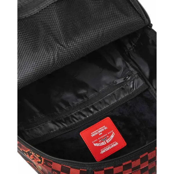 Sprayground Cheeto Fire foto interior