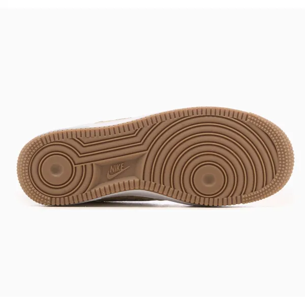 Nike Air Force One Low Retro QS Sesame - foto suela