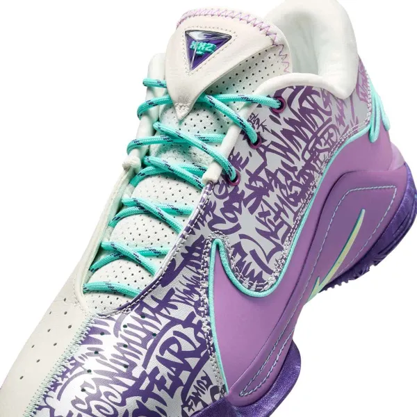 Nike Lebron 22 Frozen Grapes detalle