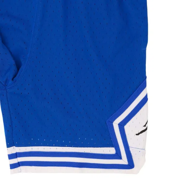 Jordan Diamond azul niño detalle 2