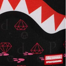 Sprayground Pink Panther Paw Prints foto de lado