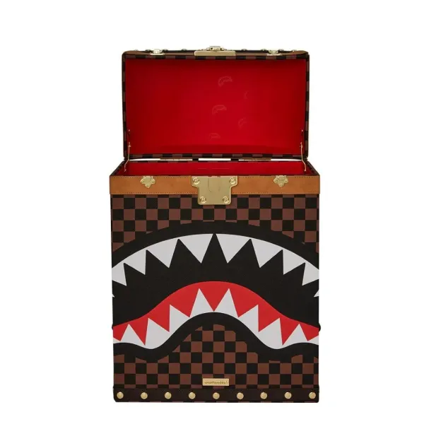 Sprayground Sharks in Paris Trunk foto cofre