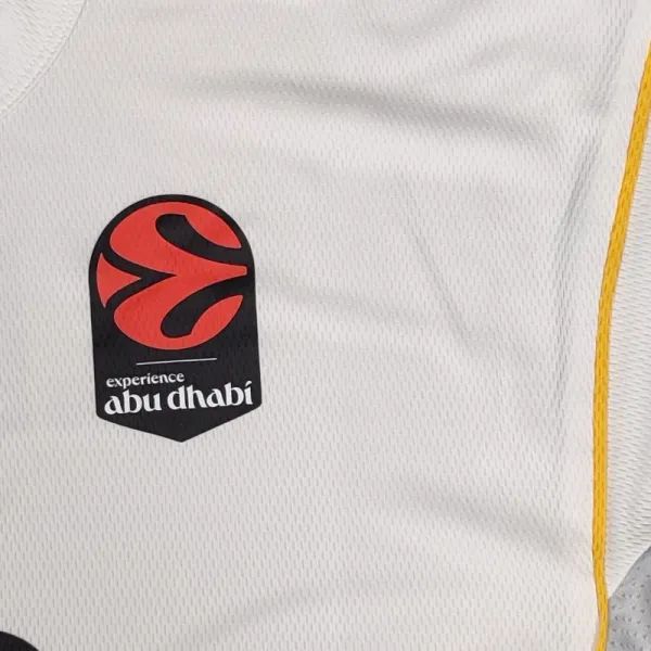 Camiseta calentamiento Sergio Llull Real Madrid Baloncesto Adidas 2025 / 26