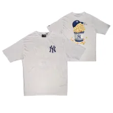 Camiseta MLB Yankees food graphic Oversized Blanca