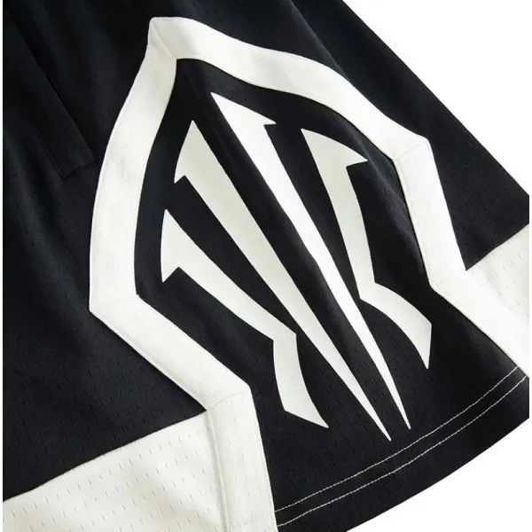 Short baloncesto Anta Kai Knit Game en negro - detalle logo Short baloncesto Anta Kai Knit Game en negro - detalle logo