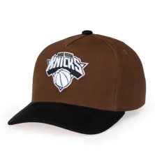 Gorra curva New York Knicks Pro Pinch Brown