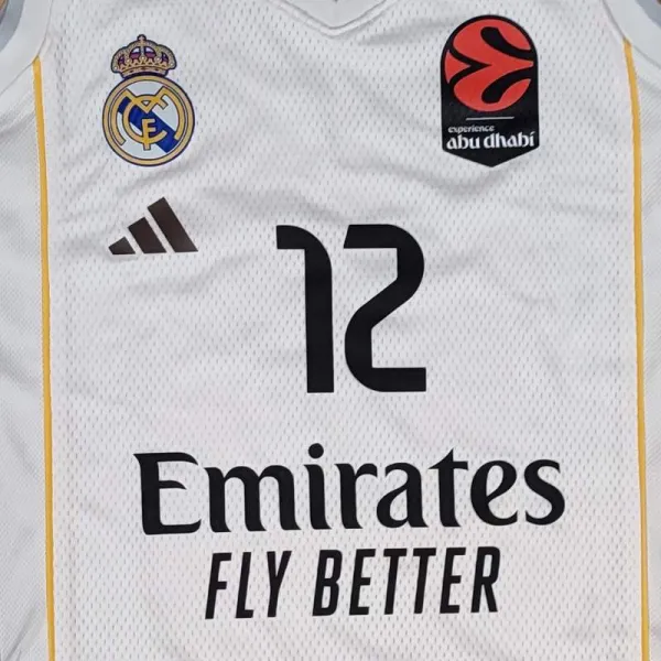 Camiseta Theo Maledon Real Madrid Baloncesto Primera Equipación Adidas 2025-26 blanca
