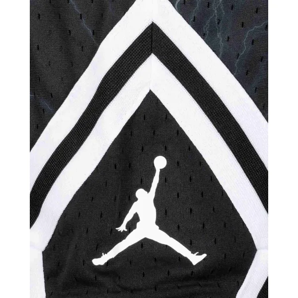 Jordan Diamond Junior Black Thunder detalle