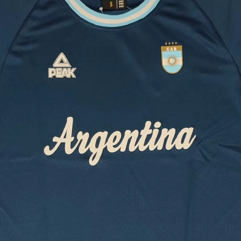 Cubre de calentamiento selección Argentina de baloncesto azul detalle