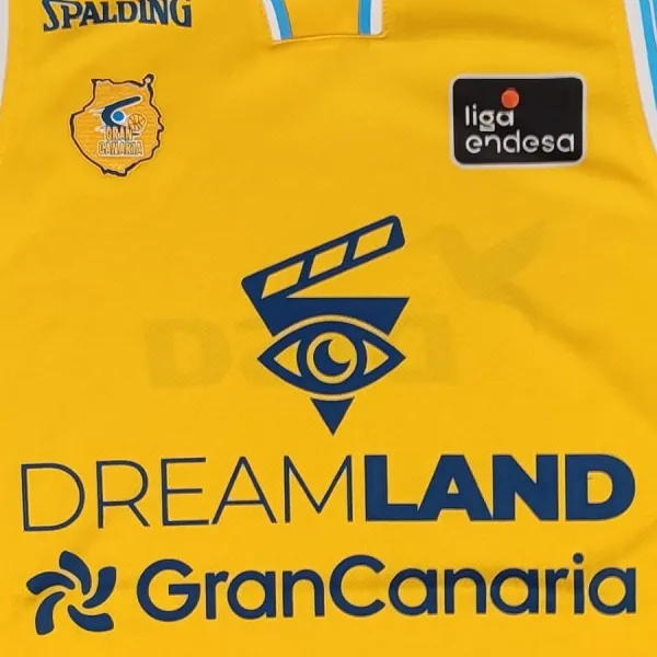 Camiseta Gran Canaria ACB 2026 detalle Camiseta Gran Canaria ACB 2026 detalle