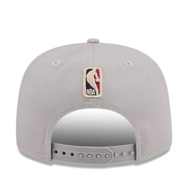 Gorra Spurs Hardwood Classic New Era gris posterior Gorra Spurs Hardwood Classic New Era gris posterior
