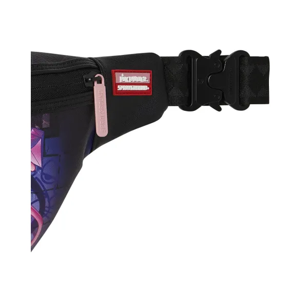 Crossbody Sprayground Pink Panther Diamond Heist detalle 2 Crossbody Sprayground Pink Panther Diamond Heist detalle 2