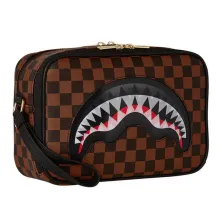 Neceser Sprayground Shark in Paris Lenticular lateral Neceser Sprayground Shark in Paris Lenticular lateral