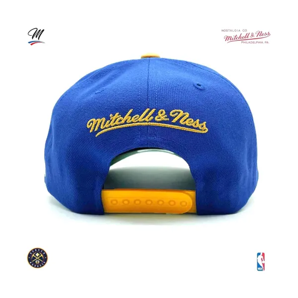 Gorra curva Denver Nuggets mitchell and ness azul y amarilla trasera