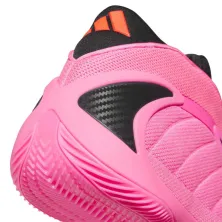 Zapatillas Adidas Anthony Edwards 2 rosas San Valentin detalle talon Zapatillas Adidas Anthony Edwards 2 rosas San Valentin detalle talon