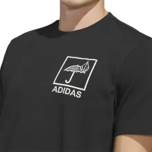 Camiseta manga corta Raining Buckets Graphic de Adidas en negro, pecho