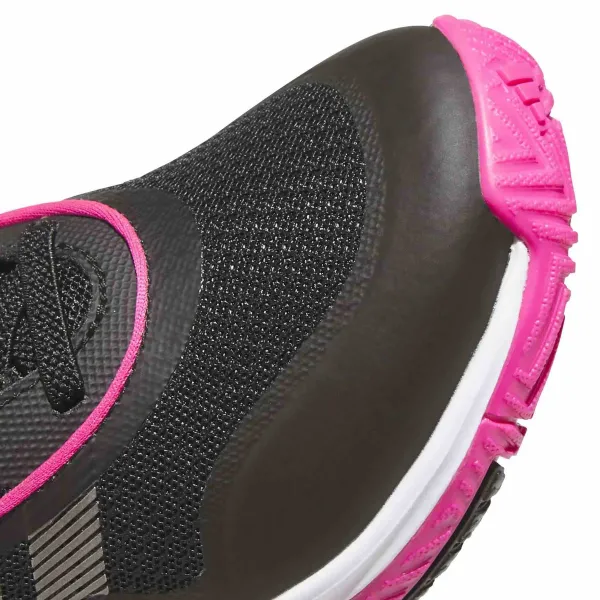 Adidas Ownthegame 3 negras y rosas detalle suela Adidas Ownthegame 3 negras y rosas detalle suela